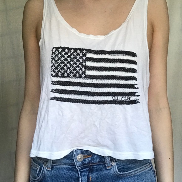 Brandy Melville embroidered tank - Picture 2 of 2